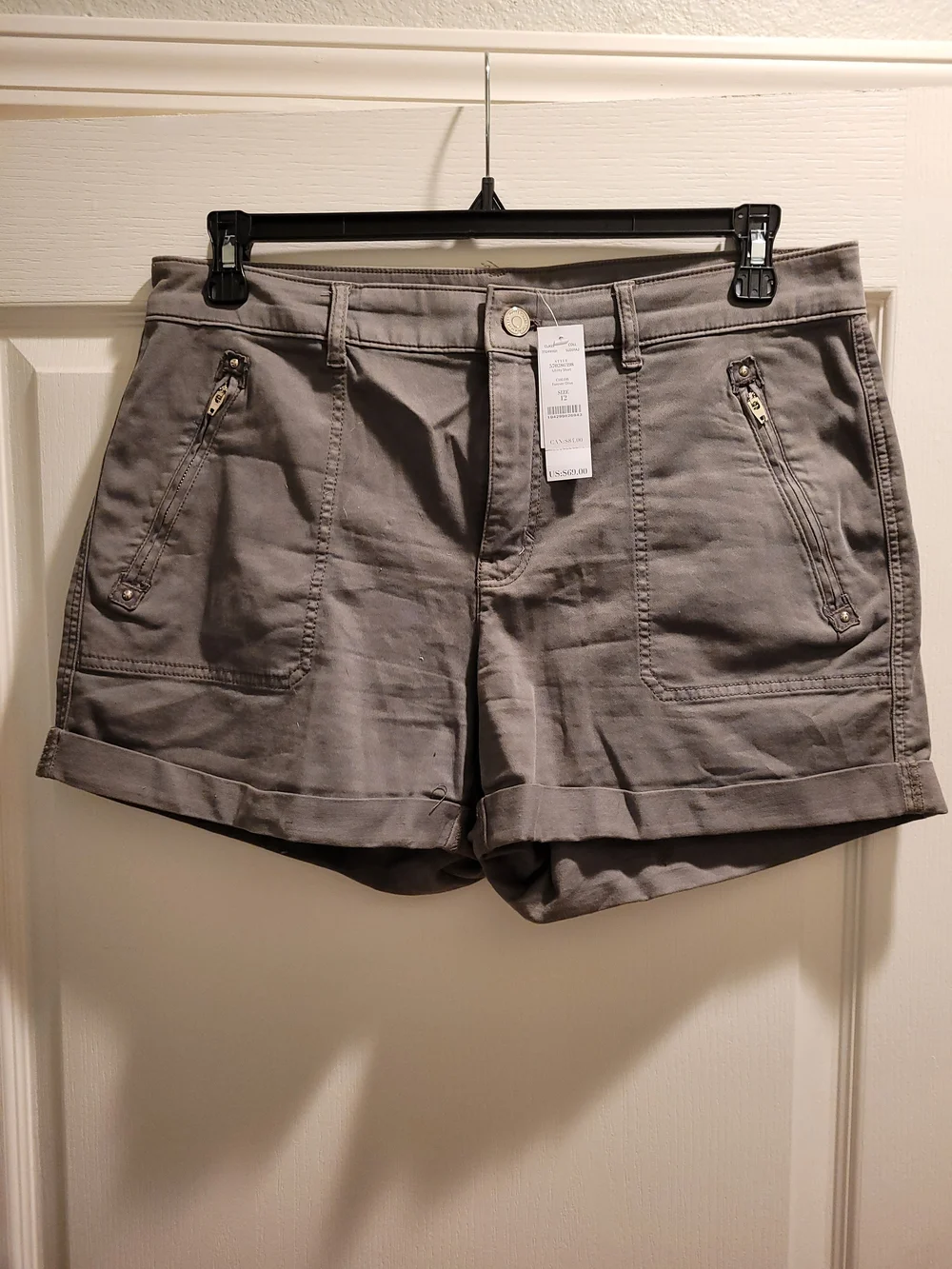 White House Black Market Women's Green Pret-a-Play Shorts 12 - Picture 1 of 3